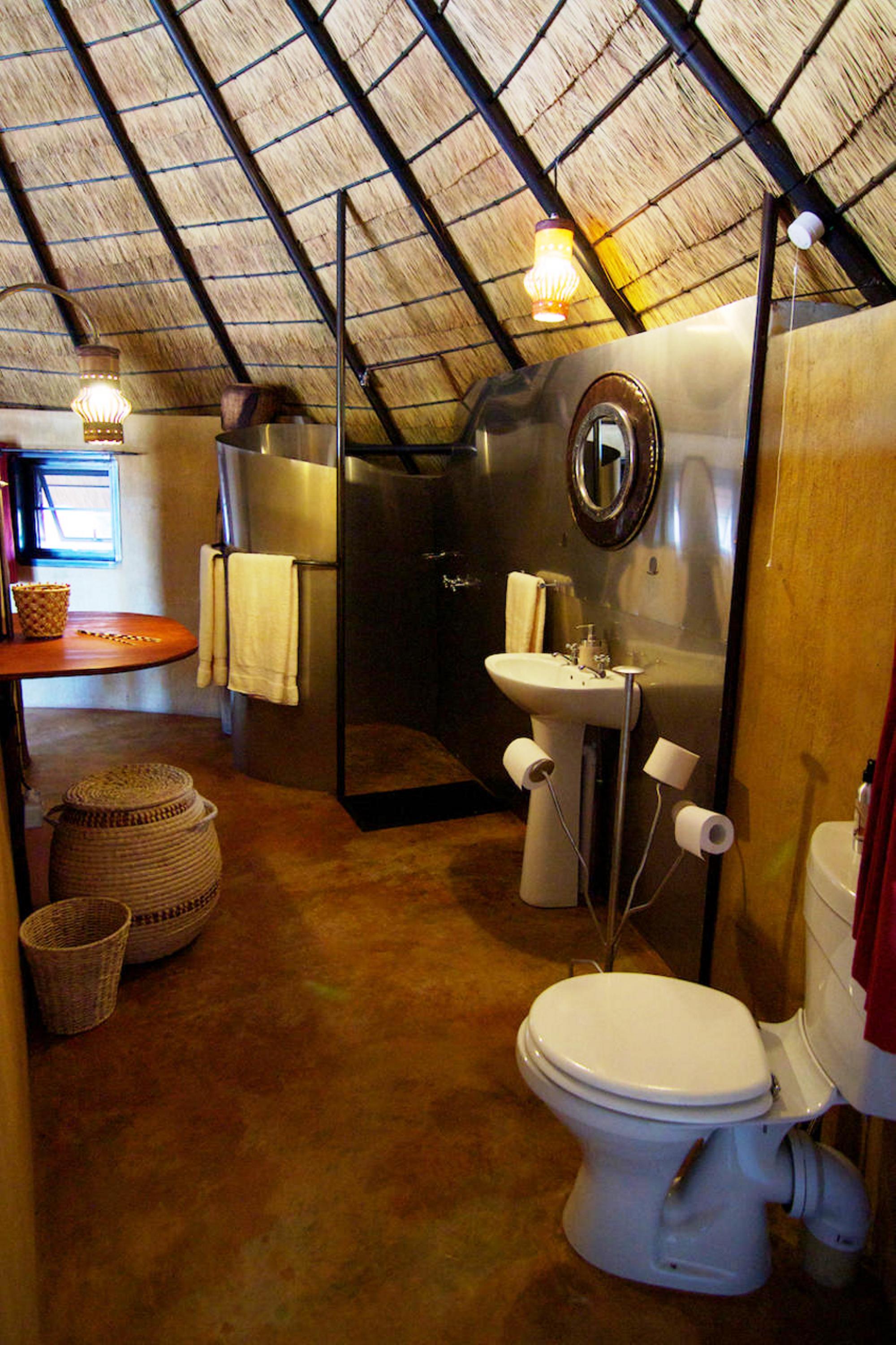 Ongula Village Homestead Lodge Ondangwa Exterior photo